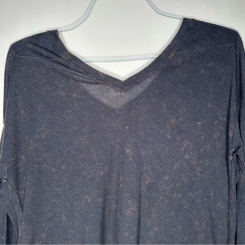 UO Silence + Noise Women’s V Neck Long Sleeves Top Small - Picture 5 of 9